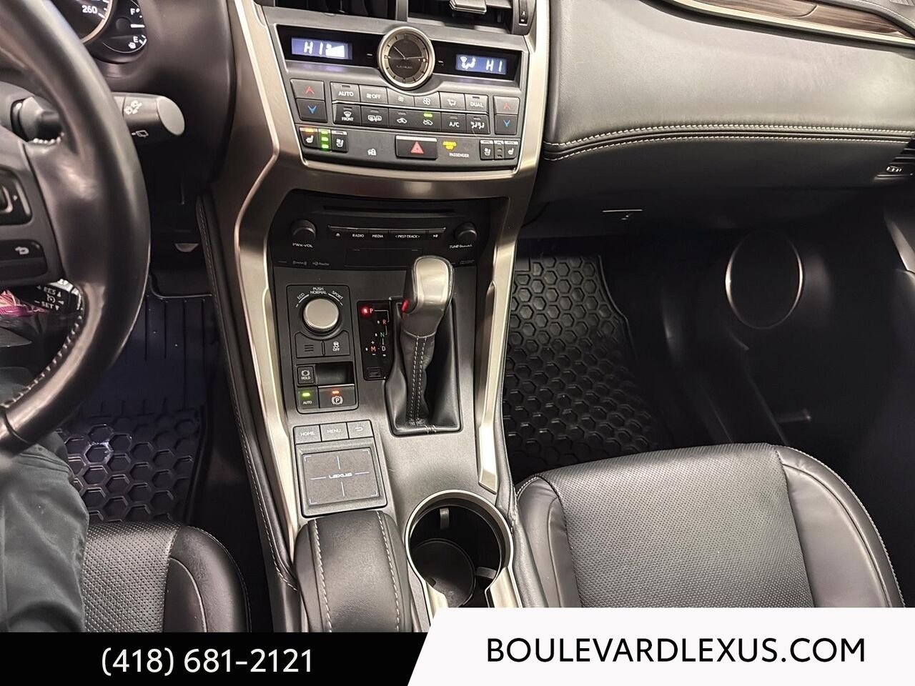 2015 Lexus NX White Quebec - photo #15