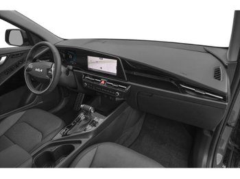 Kia Niro SX