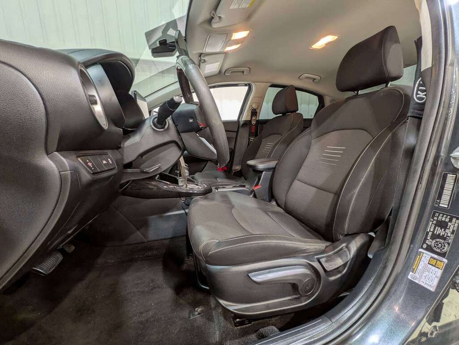 Kia Forte LX Manual 2019 Gris