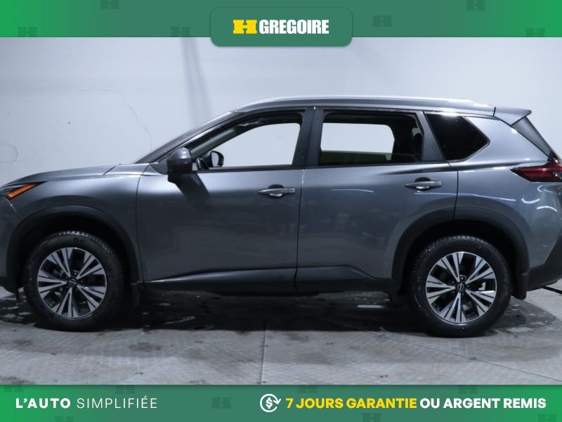 Nissan Rogue SV AWD AUTO AC TOIT MAGS CAM RECULE BLUETOOTH 2023 Gris