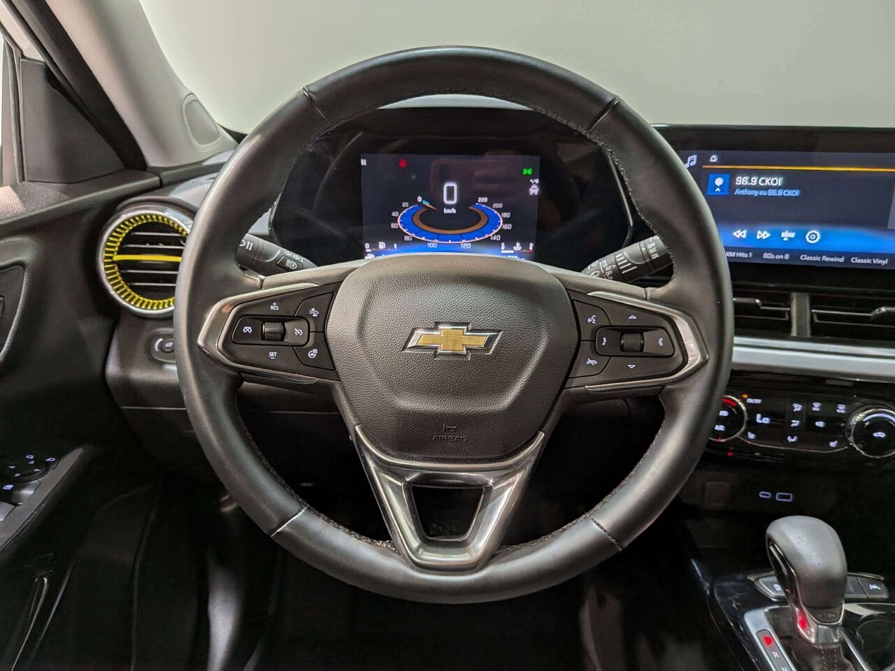 Chevrolet Trax 2025 Blanc Val-David - photo #13