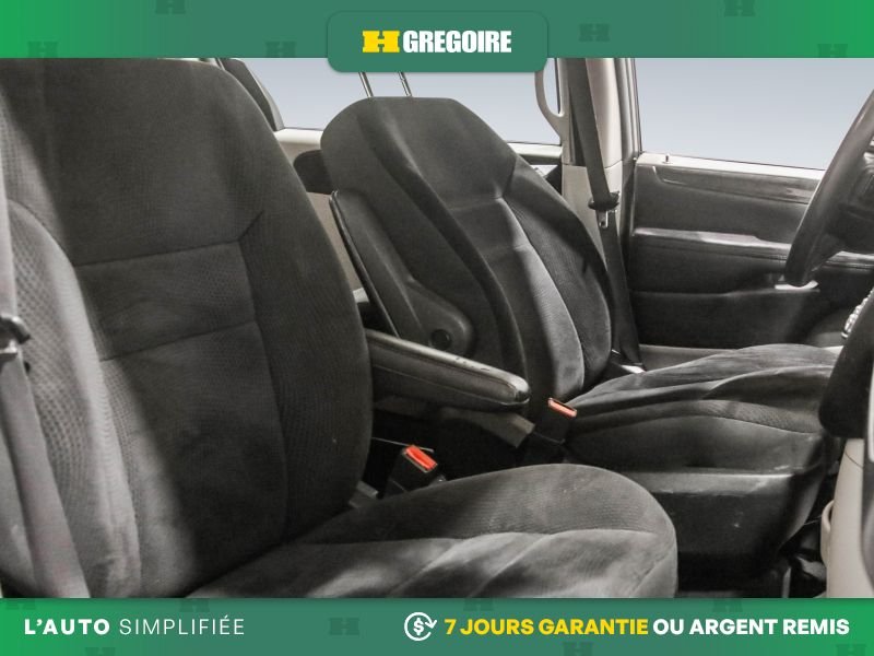 Dodge GR Caravan 2019 Gris Blainville - photo #28