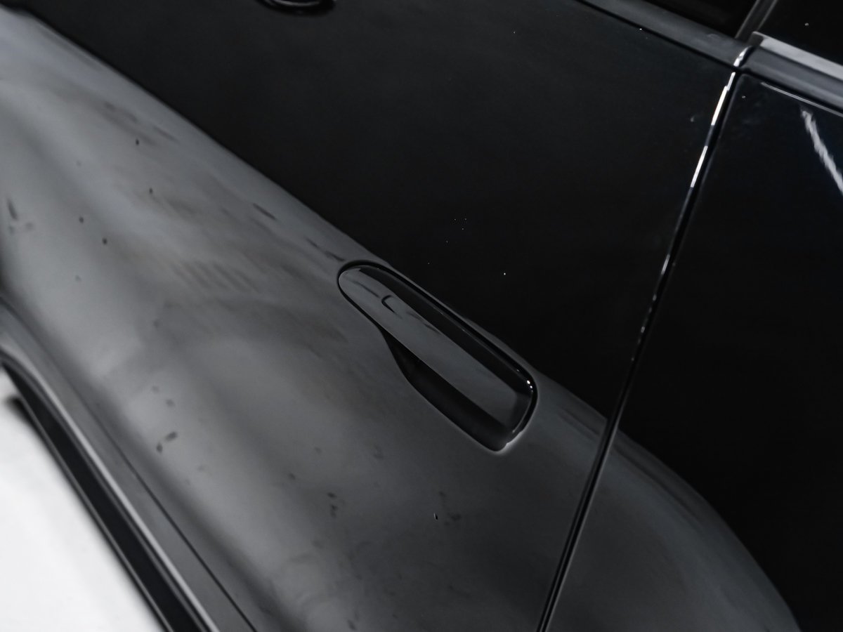 2024 Porsche 911 CARRERA 4 GTS Black Montreal - photo #12