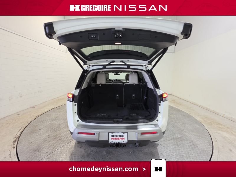 2024 Nissan Pathfinder White Laval - photo #31