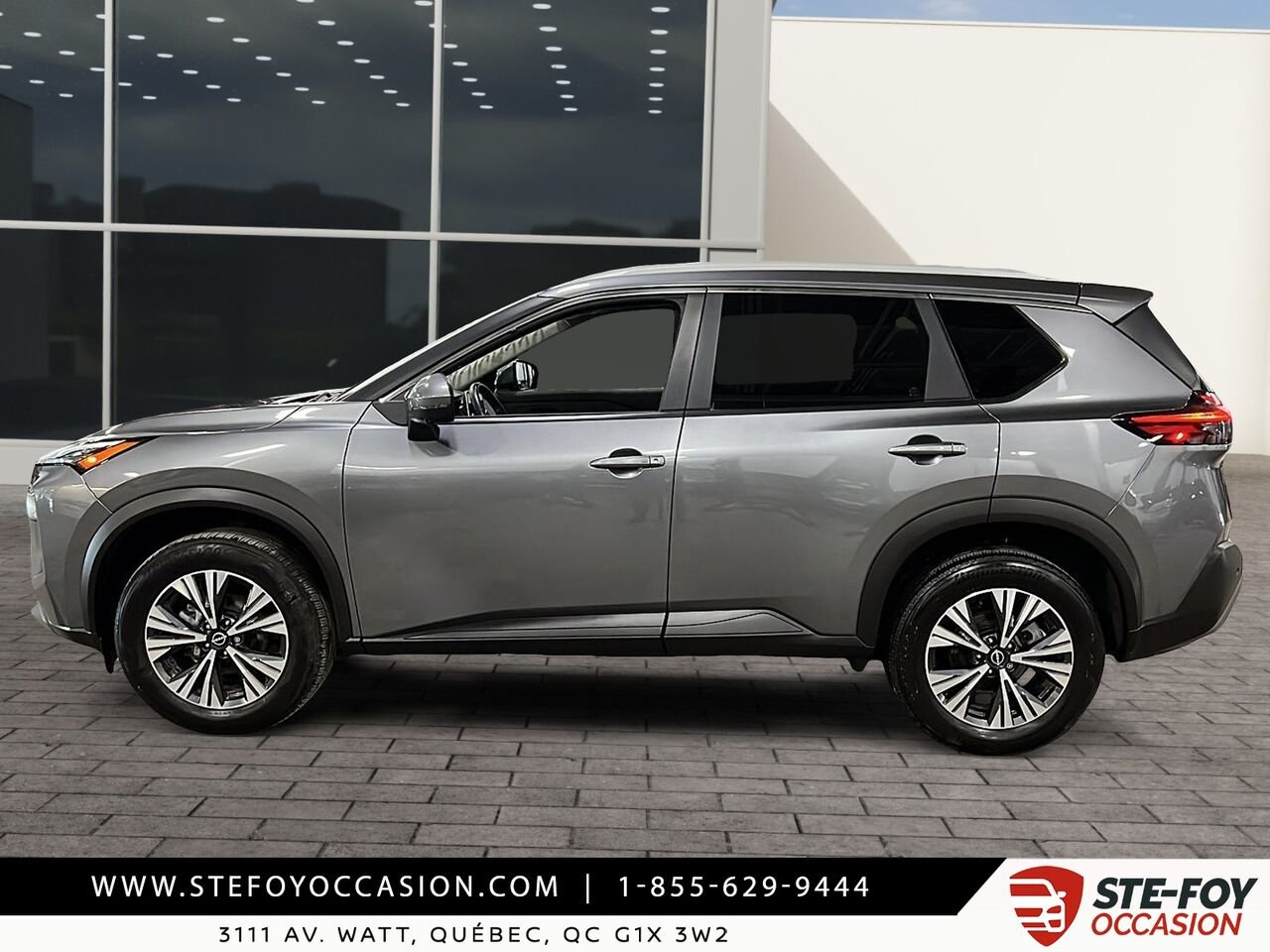 2023 Nissan Rogue Grey Québec - photo #4