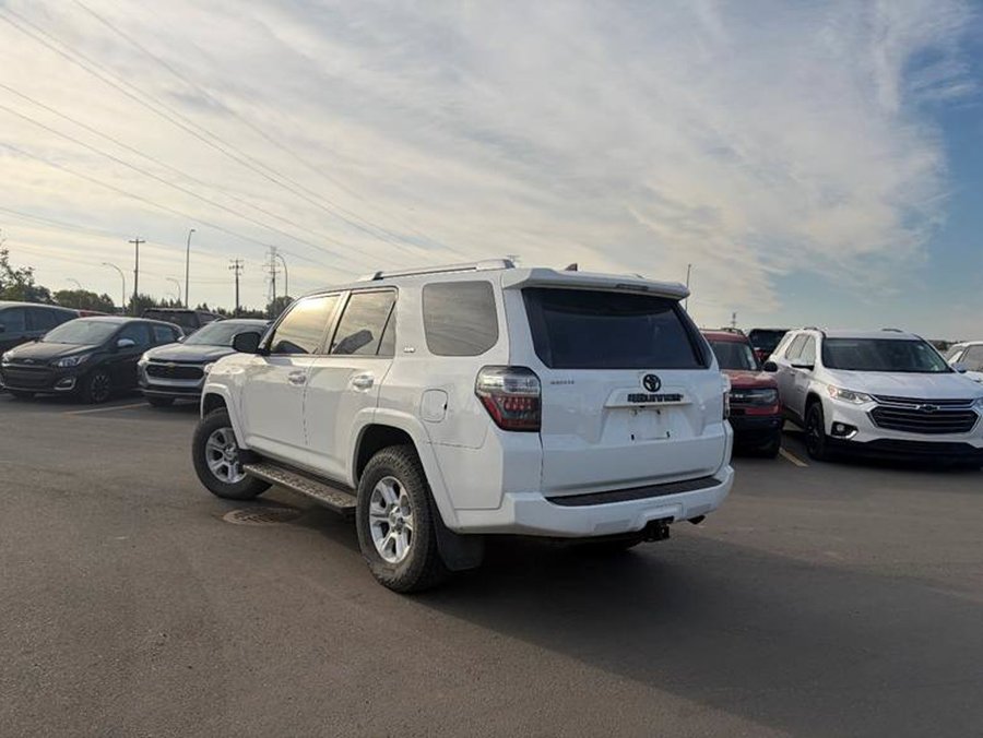 2016 Toyota 4Runner SR5 Premium 4WD 4.0L 7 Passenger | Power Sunroof White