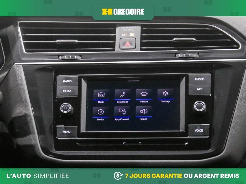 2024 Volkswagen Tiguan Grey Laval - photo #22