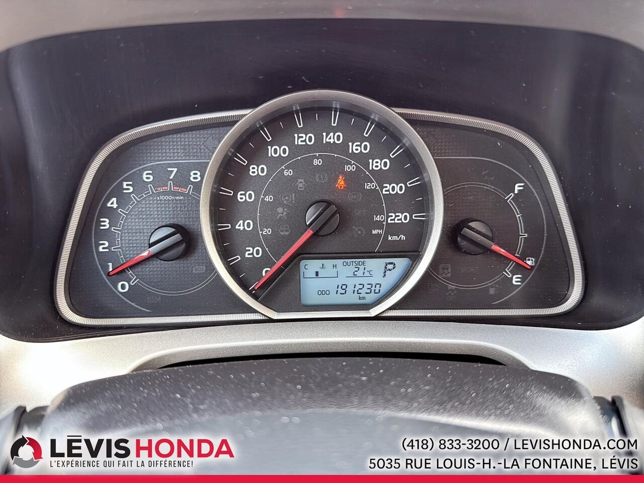 2014 Toyota Rav4 XLE AWD Traction intégrale 4 portes XLE Red Lévis - photo #23