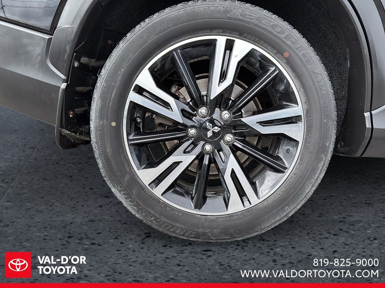 2023 Mitsubishi Eclipse Cross SEL S-AWC Black Val-d'Or - photo #5