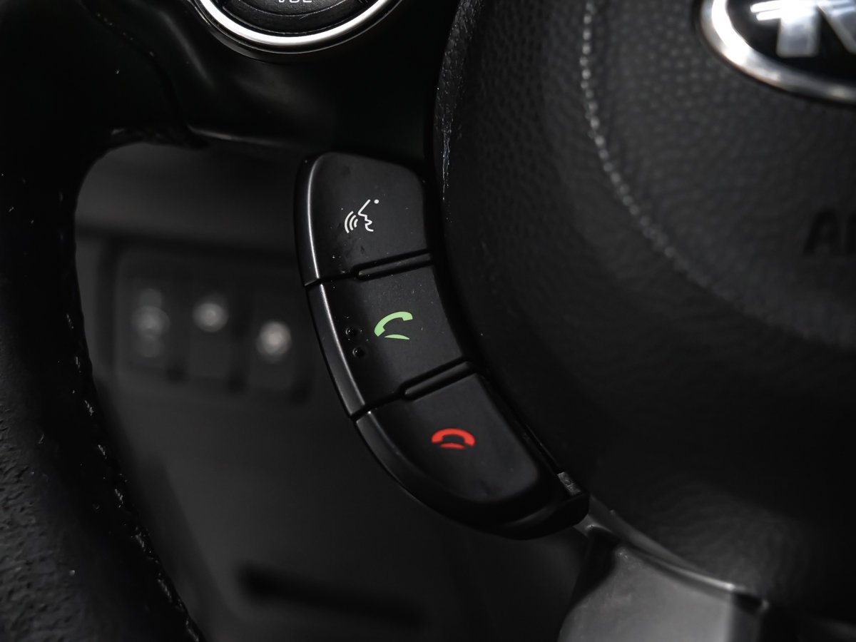 2018 Kia Soul Green Montreal - photo #12