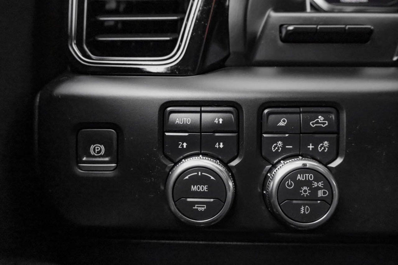 2024 GMC Sierra 1500 4WD Crew Cab 147 AT4X Red Sherwood Park - photo #18
