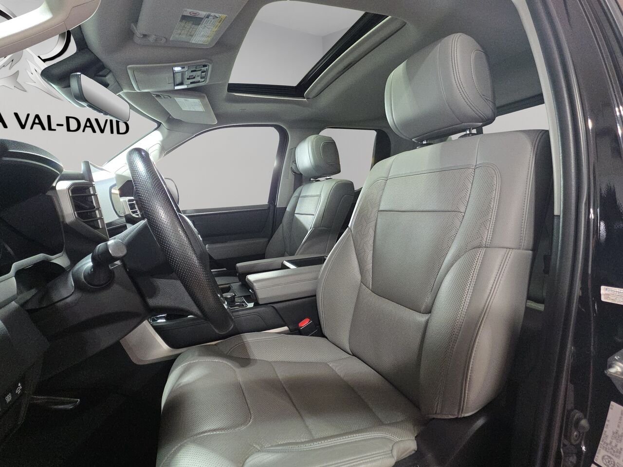 Toyota Tundra Limited Double Cab 4x4, Navigation, sièges ventilés, sièges en cuir 2022 Noir Val-David - photo #6