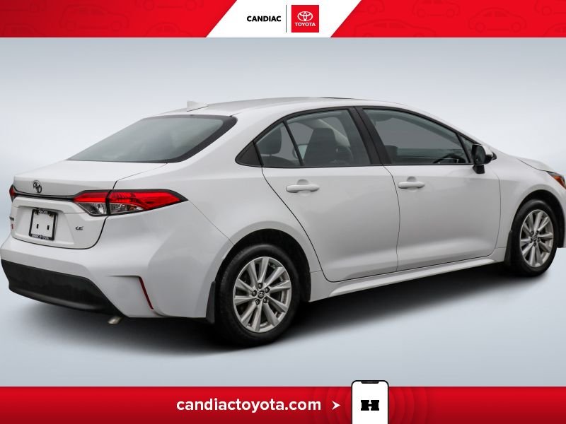 2025 Toyota Corolla White Blainville - photo #8