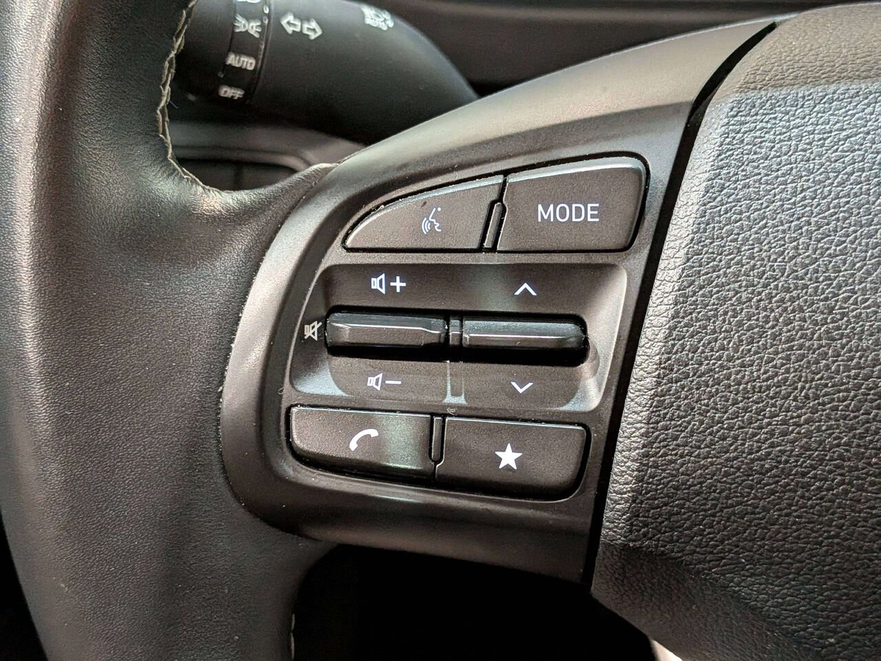 2026 Hyundai Venue Preferred IVT Grey Val-David - photo #14