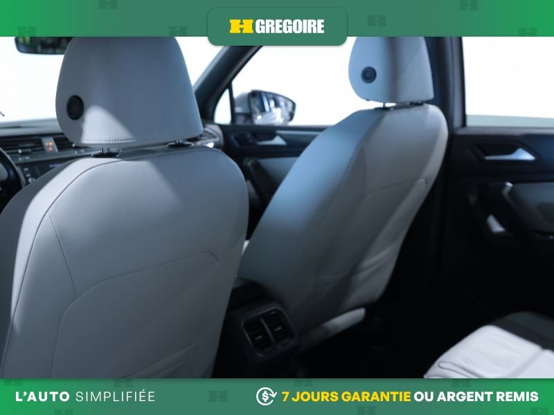 2019 Volkswagen Tiguan Silver Blainville - photo #22
