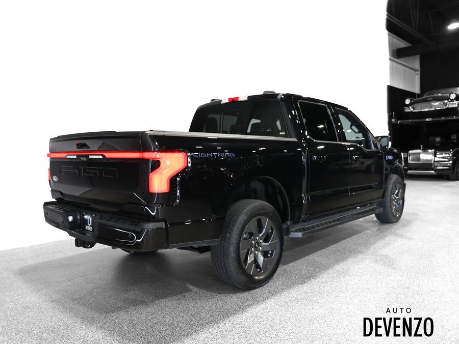 2025 Ford F-150 Lightning 2025 Black