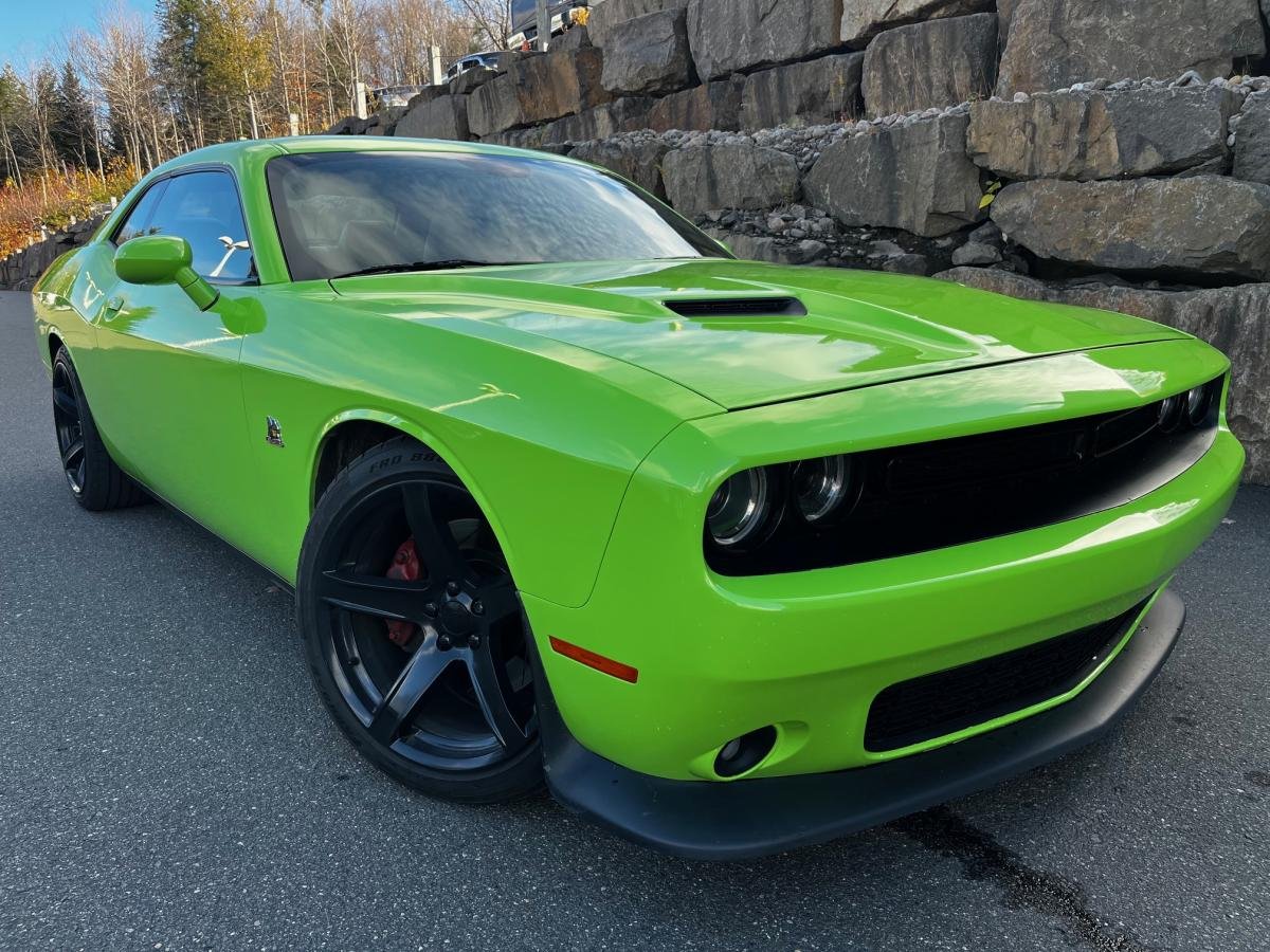 2015 Dodge Challenger Green Sainte-Agathe-des-Monts - photo #0