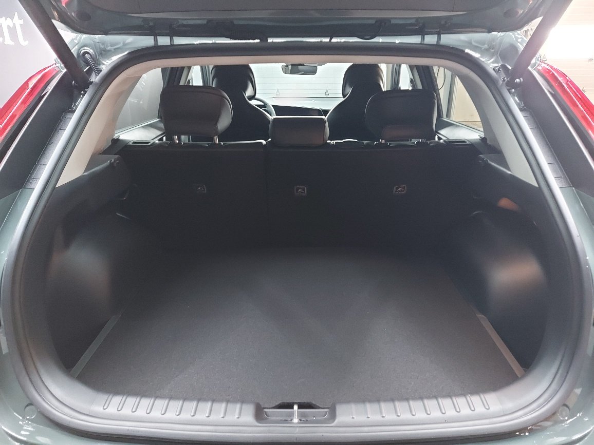 Kia Niro électrique 2026 Vert paysage urbain Blainville - photo #5
