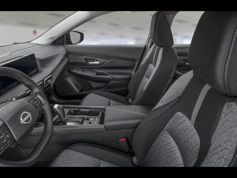 2027 Nissan Sentra SV berline Super Black