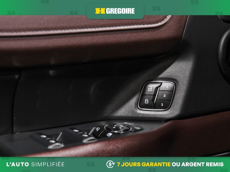 2024 Ford Expedition Black Saint-Eustache - photo #15