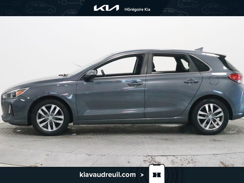 Hyundai Elantra Preferred 2019 Gris