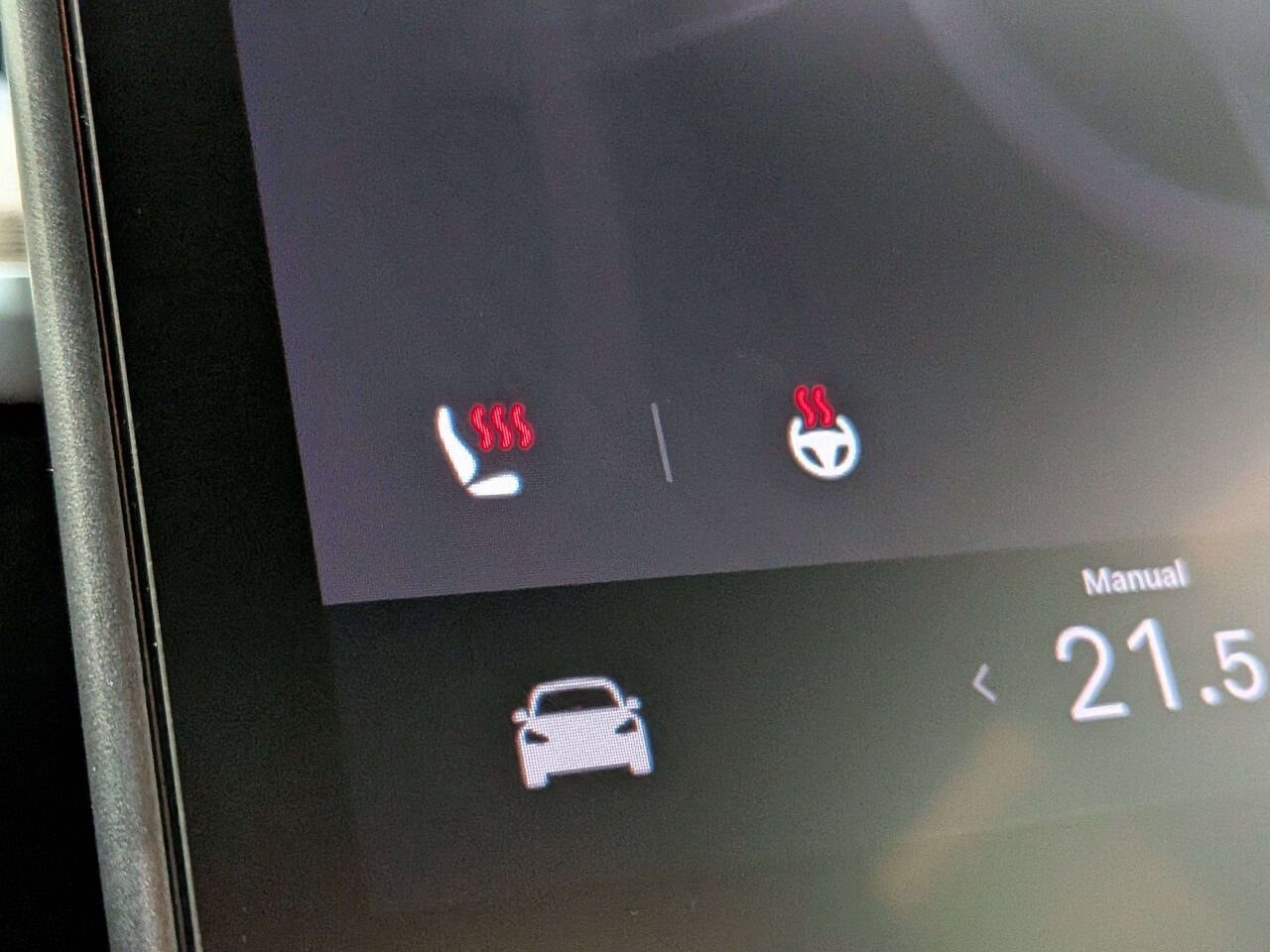 2022 Tesla Model 3 Standard Range RWD *Ltd Avail* Black Val-David - photo #2