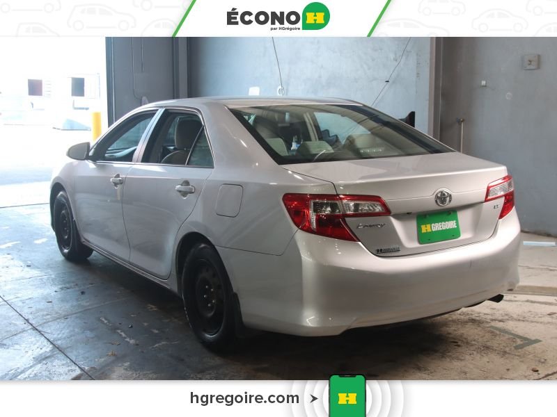 2014 Toyota Camry Grey Blainville - photo #39