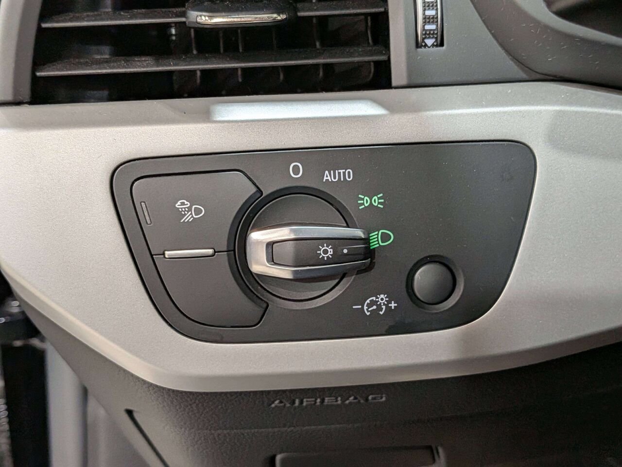 Audi A5 Sportback Komfort 45 TFSI quattro 2023 Noir Mirabel - photo #30