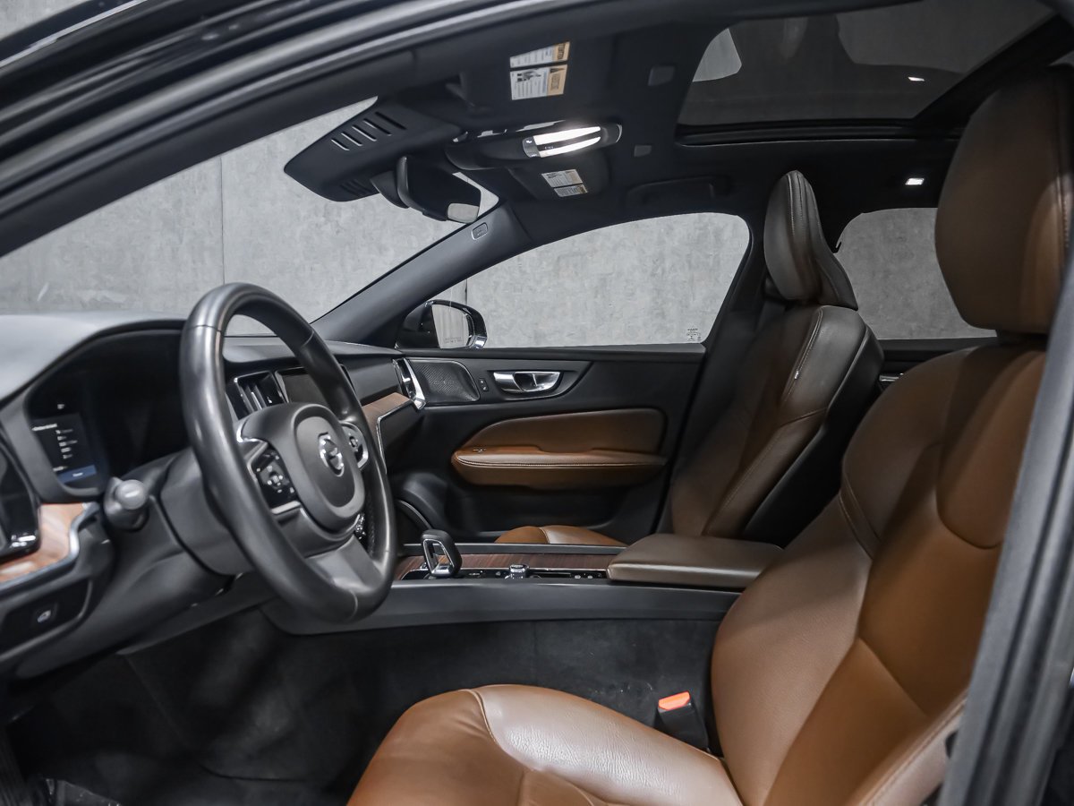 2023 Volvo V60 Cross Country B5 PLUS CLIMAT POLESTAR HARMAN KARDON Black Montreal - photo #11
