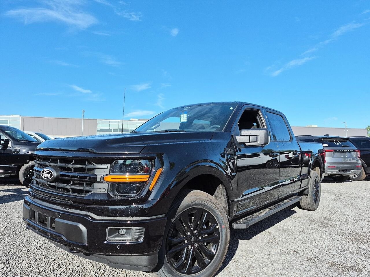 Ford F-150 2F229 | XLT 2026 Noir agate métallisé Saint-Jérôme - photo #0