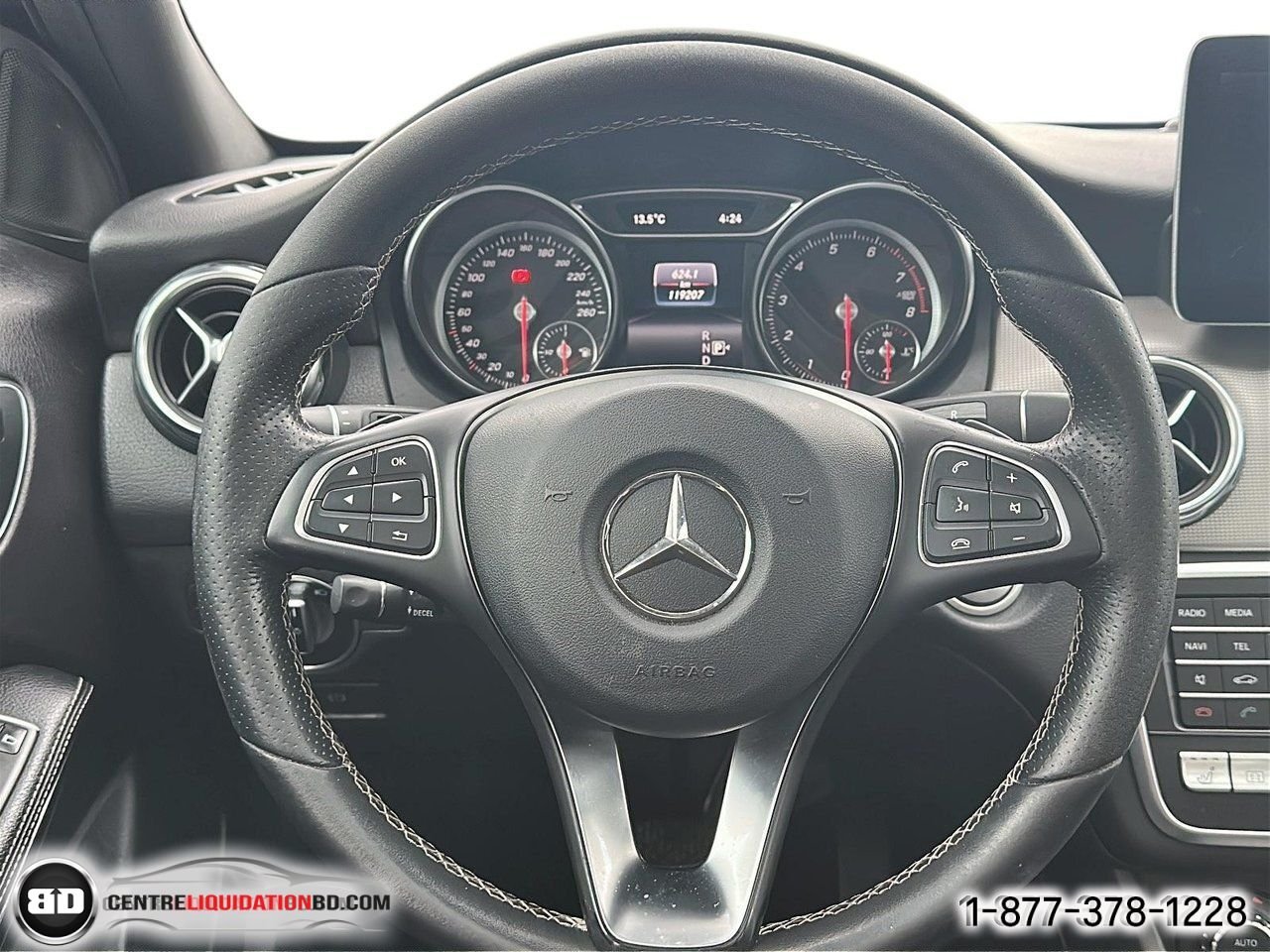 2018 Mercedes-Benz GLA GLA 250 | A8555 Black Granby - photo #16