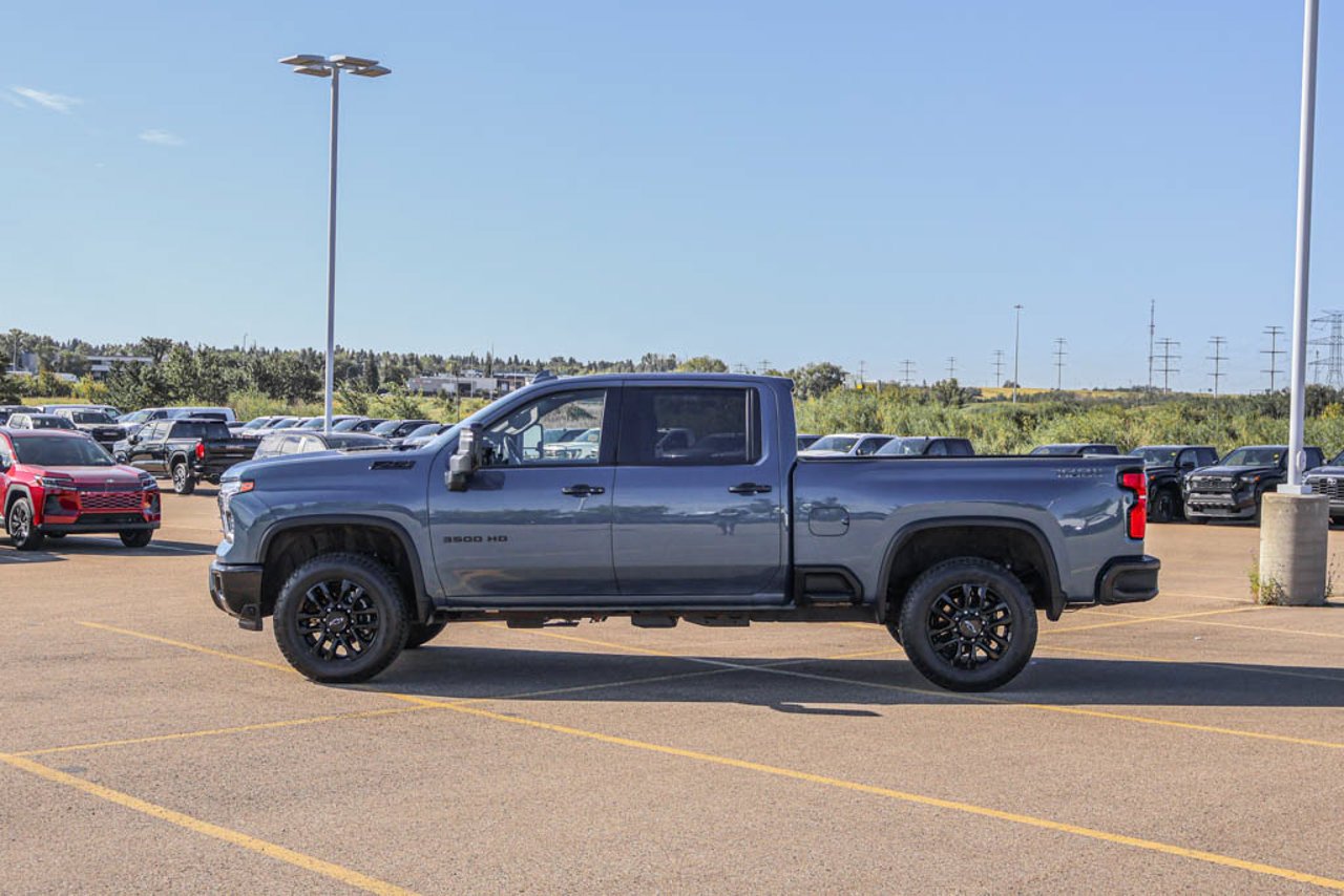 2026 Chevrolet Silverado 3500HD 4WD Crew Cab 159 LTZ Blue Sherwood Park - photo #4