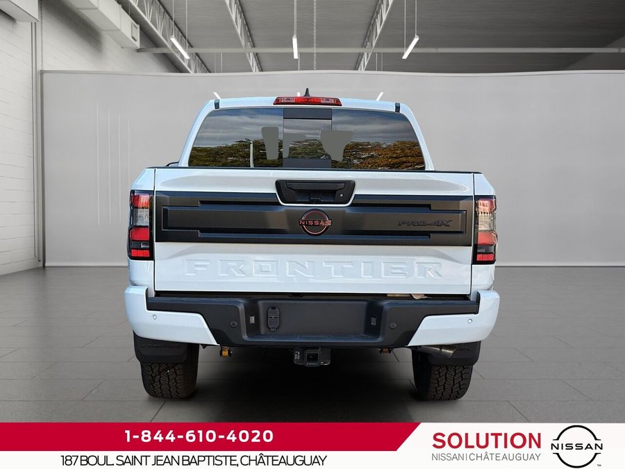 NISSAN Frontier FRONTIER CREW CAB PRO-4X LUXE SWB 2026 Blanc glacier