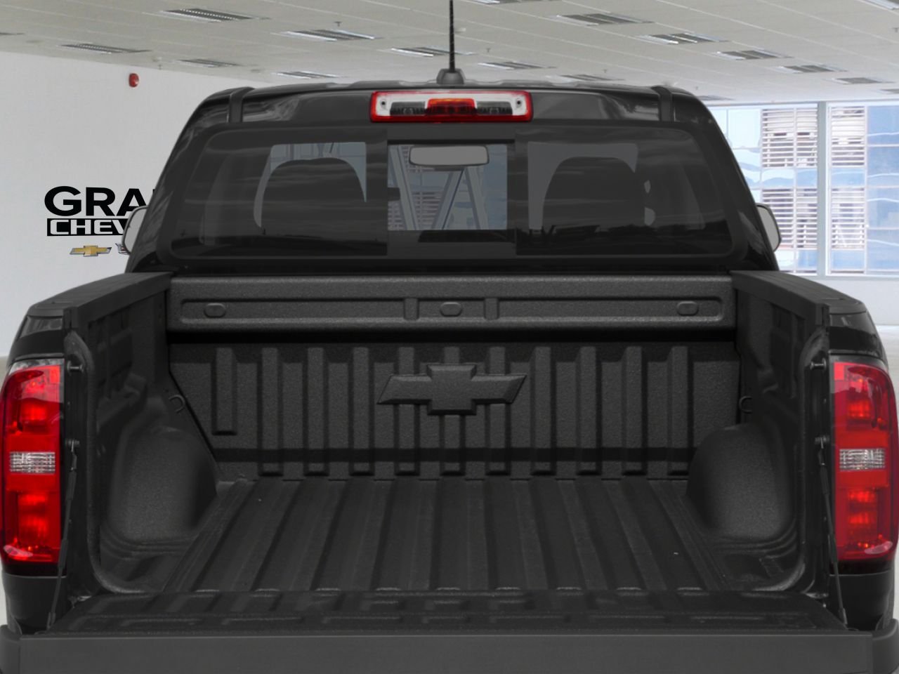 Chevrolet Colorado Z71 cabine multiplace 4RM boite 5.2 pi | G3885 2022 Noir Granby - photo #7