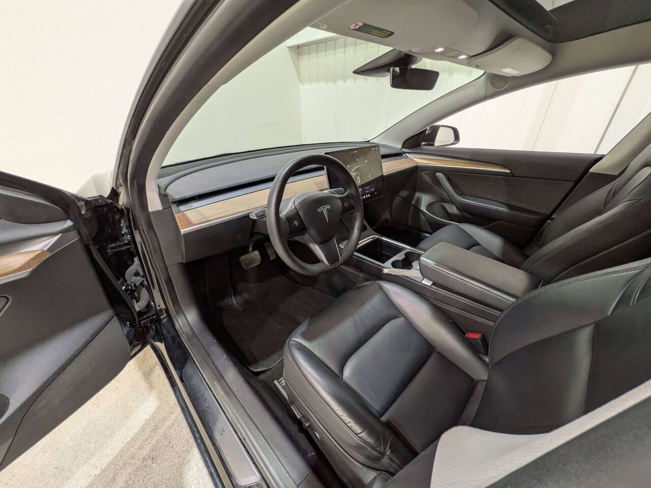 Tesla Model 3 Standard Range RWD *Ltd Avail* 2022 Noir Val-David - photo #10