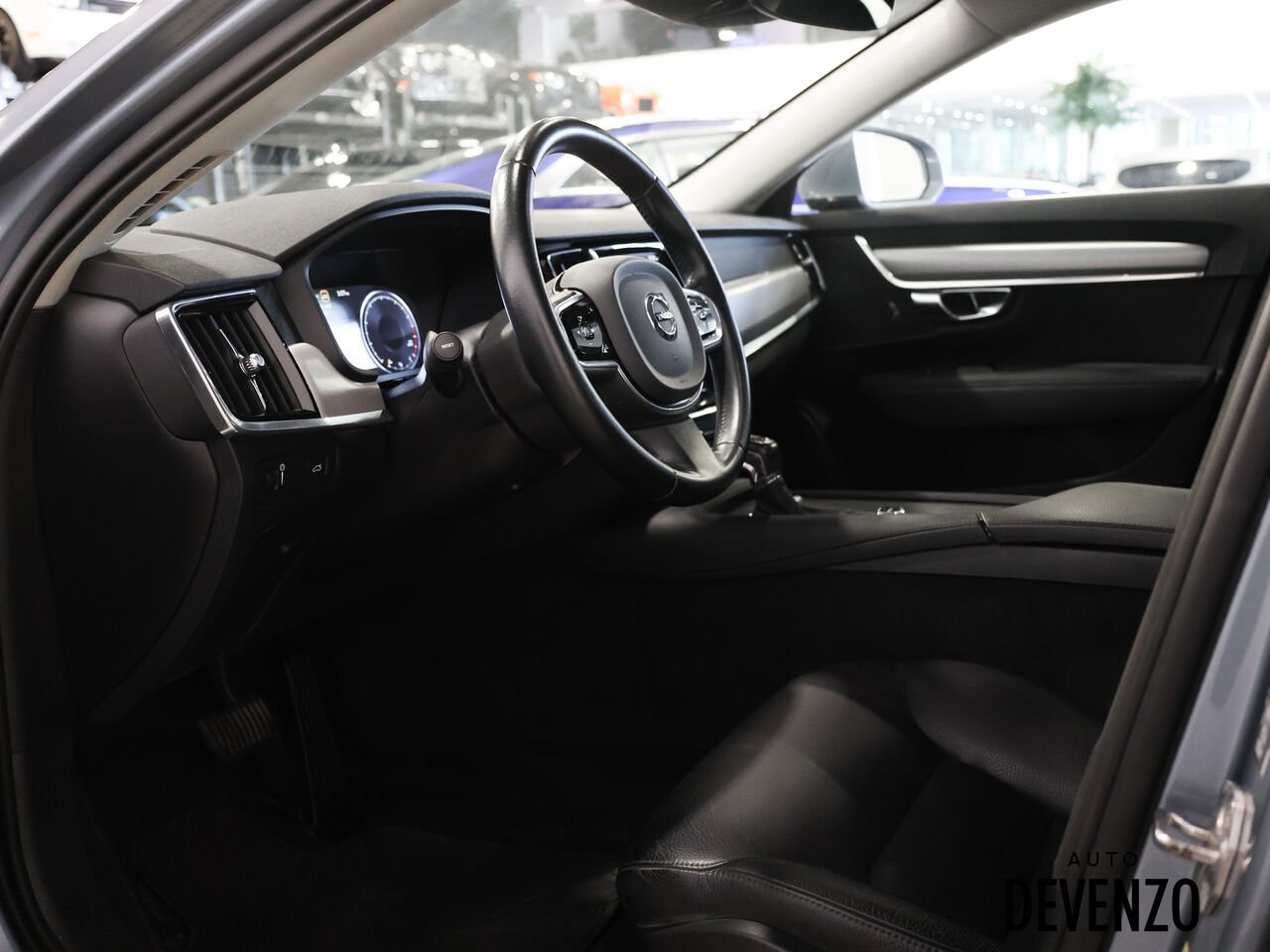 2017 Volvo S90 Blue Saint-Eustache - photo #11