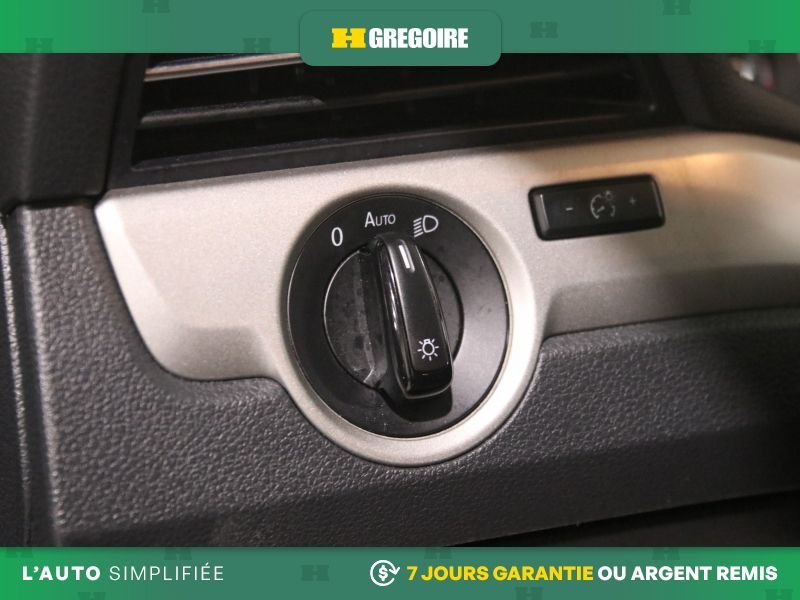 Volkswagen Passat 822169 | Comfortline AUTO AC MAGS GR ELECT CAM RECUL BLEUTO 2020 Noir Laval - photo #16