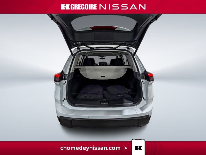 2025 Nissan Rogue White Laval - photo #28