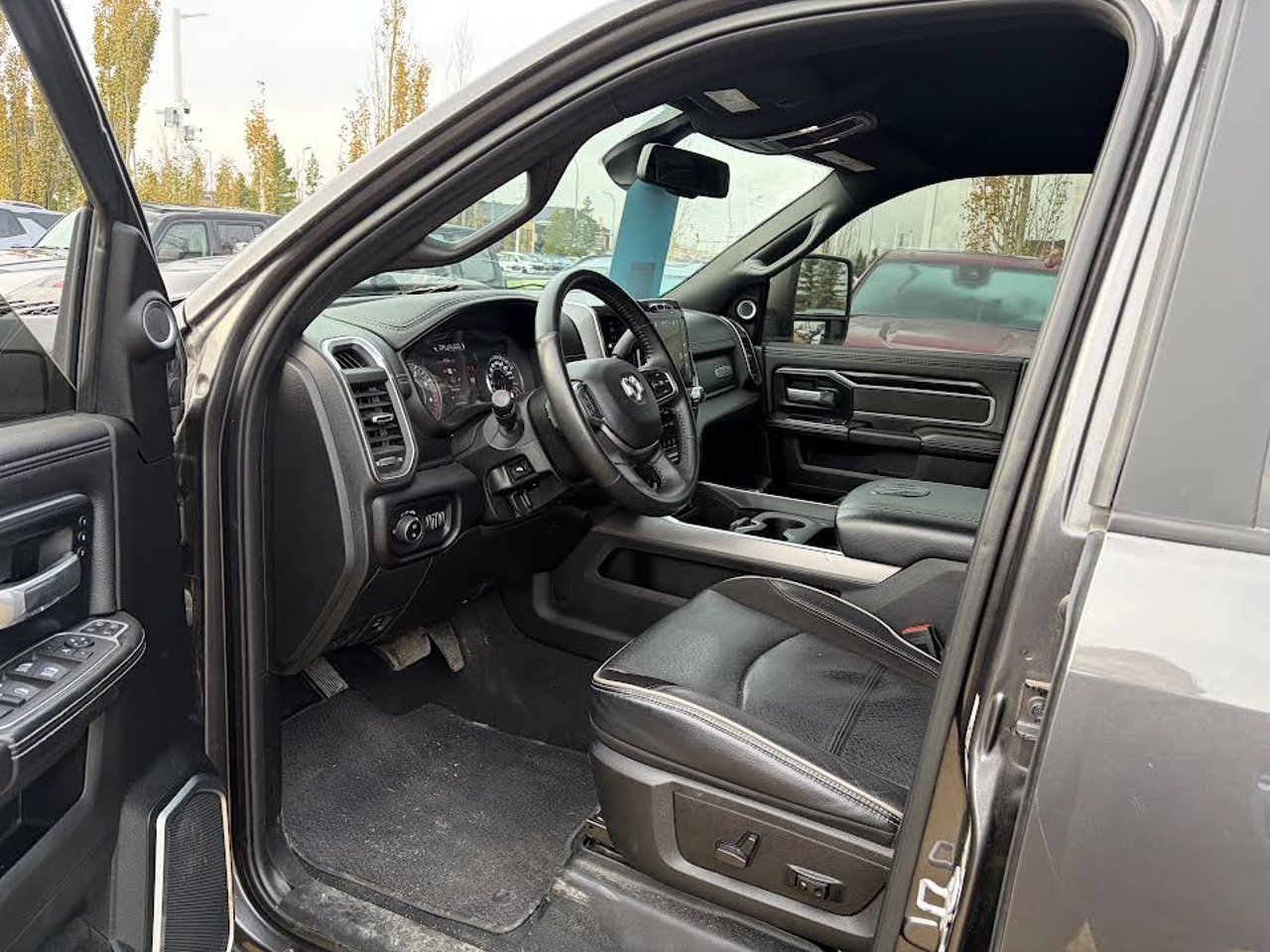 2023 Ram 2500 Laramie 4x4 Crew Cab 6'4 Box Grey Sherwood Park - photo #6
