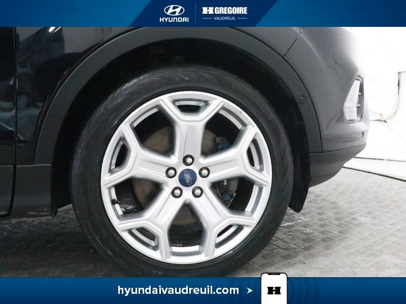 2019 Ford Escape Black Laval - photo #34