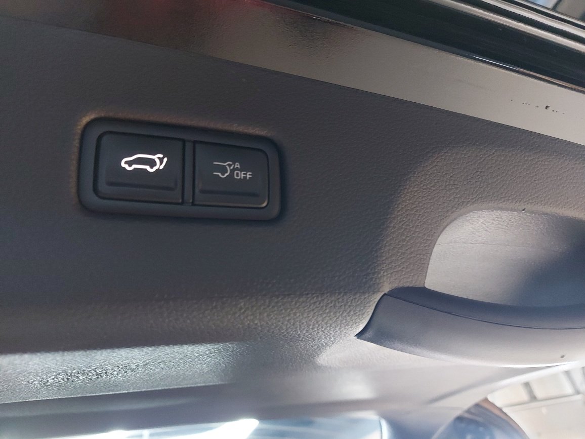 Kia Carnival 2026 Noir aurore nacré Blainville - photo #13