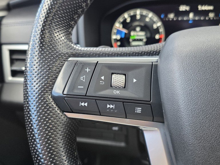 2022 Mitsubishi Outlander SE S-AWC White Mont-Laurier - photo #29