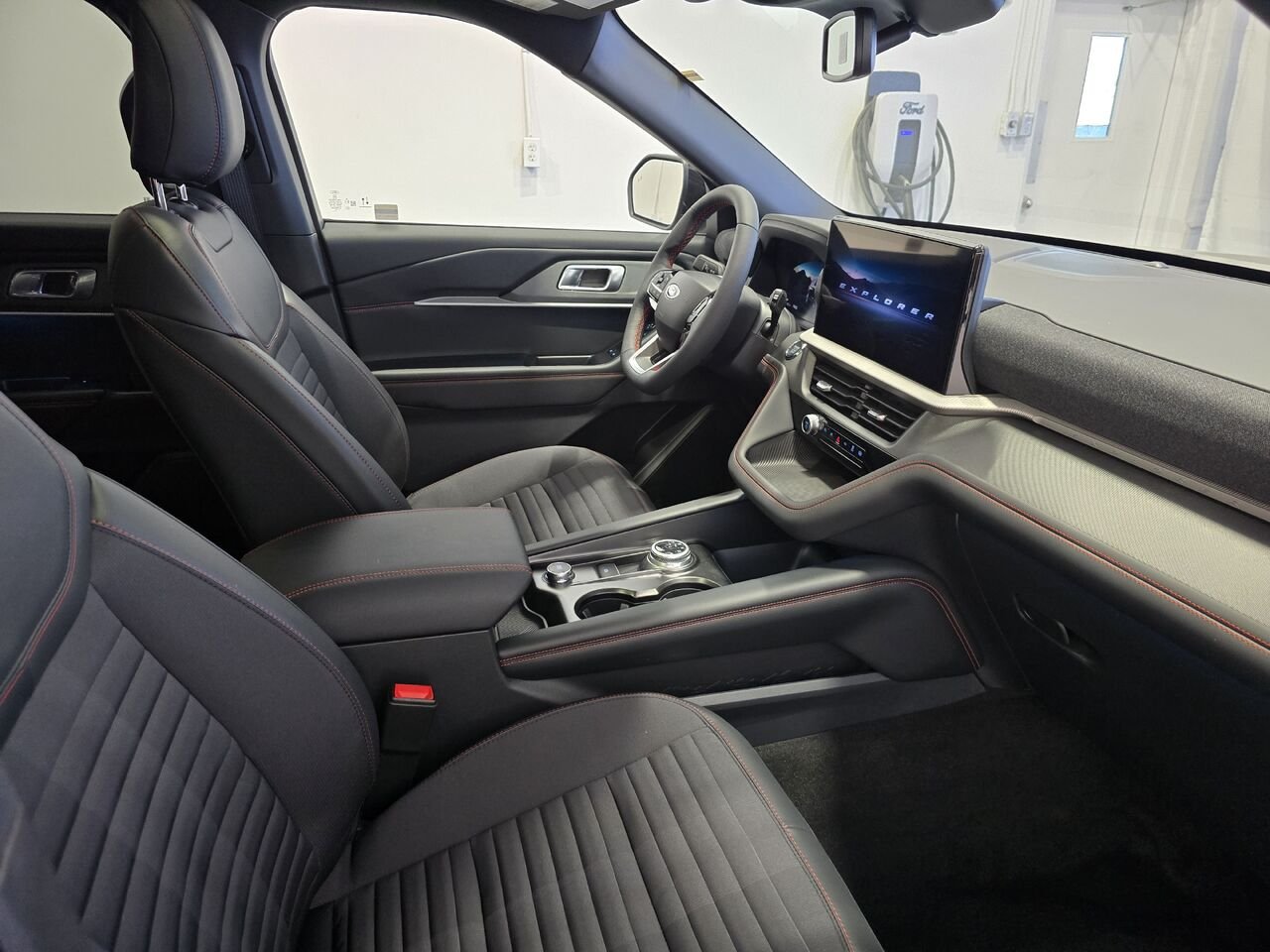 Ford Explorer 2027 Gris Saint-Eustache - photo #8