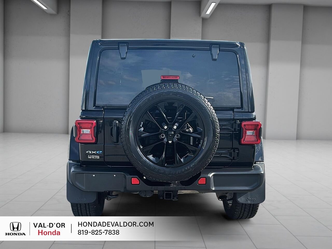 Jeep Wrangler 4xe Unlimited Sahara 4x4 2021 Noir Val-d'Or - photo #2