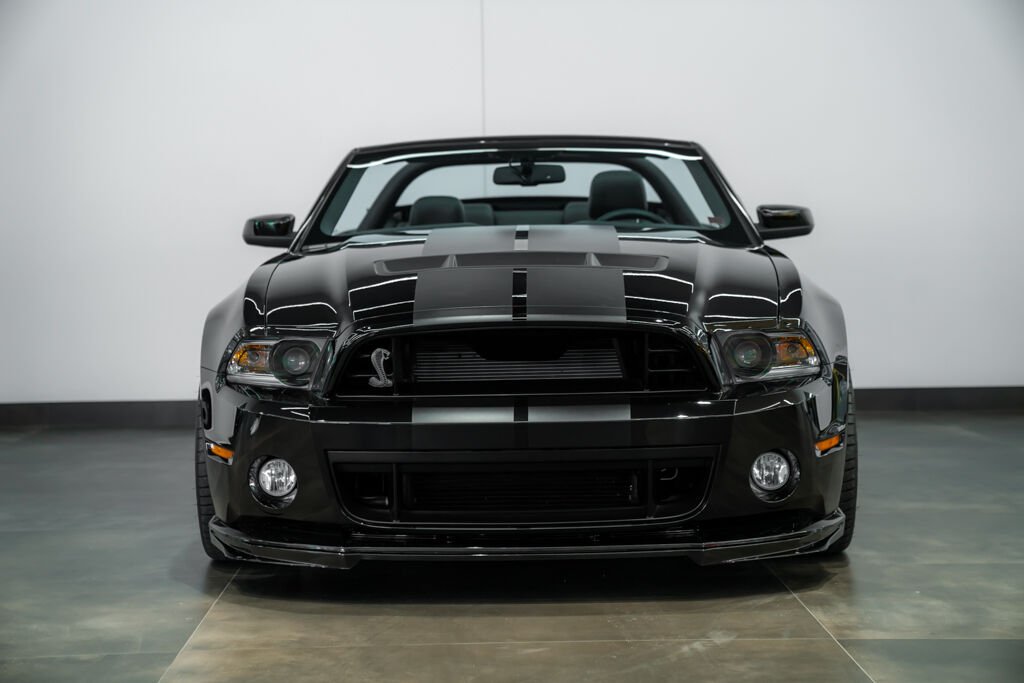Ford Mustang 2dr Conv Shelby GT500 | Exhaust upgrade 2010 Noir Kirkland - photo #1