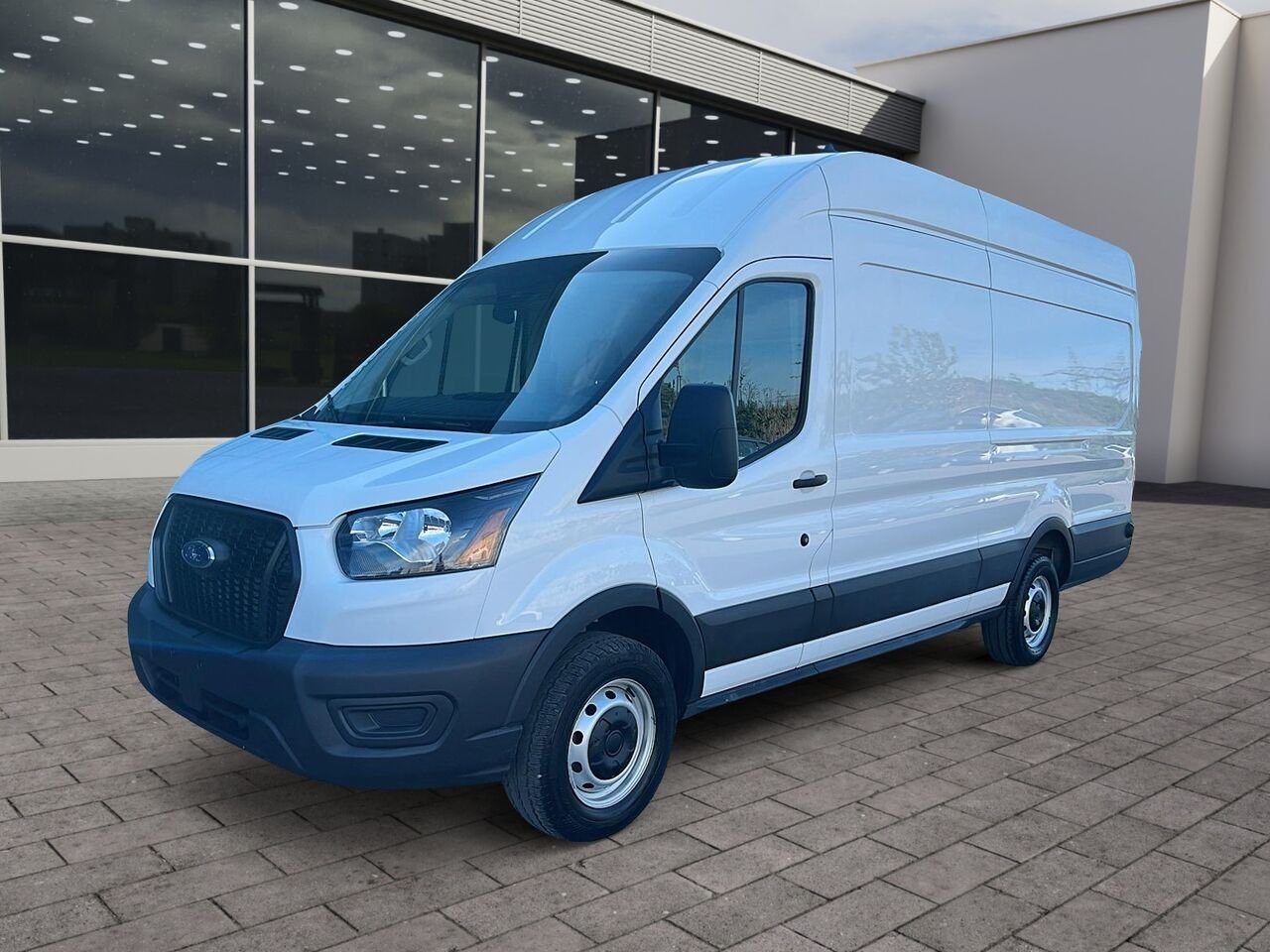 Ford Transit 250 TOIT HAUT 2025 Québec - photo #18
