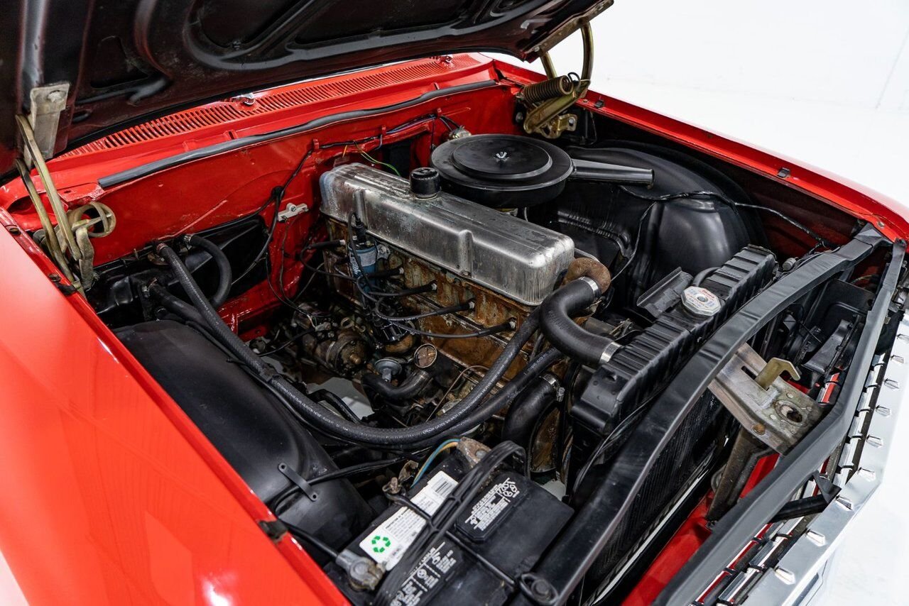 Chevrolet Biscayne Unrestored nearly all original parts 1962 Rouge Montréal - photo #15