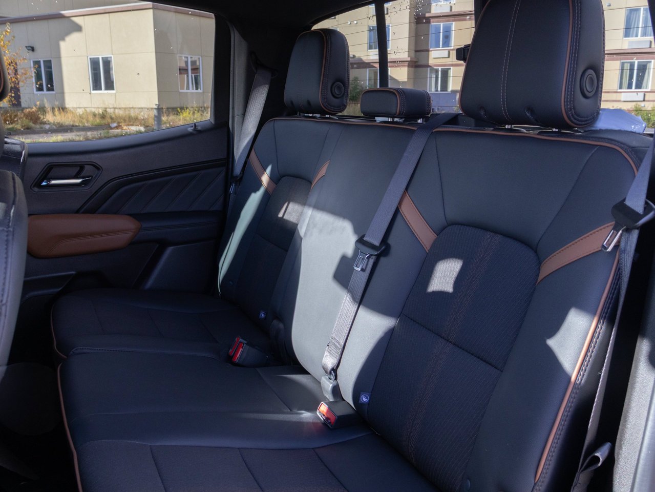 2024 GMC Canyon 4WD Crew Cab AT4 Blue Sherwood Park - photo #23