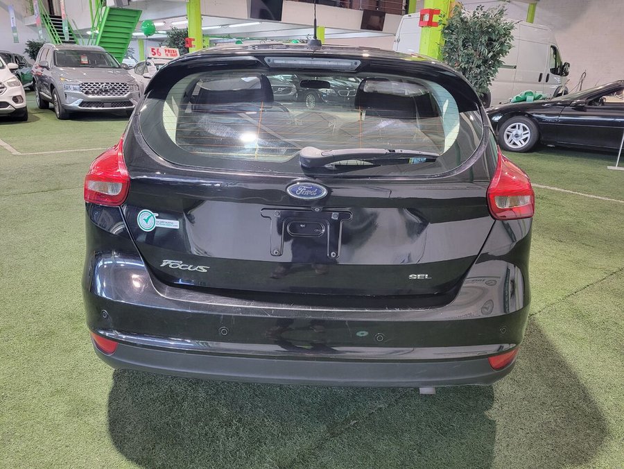Ford Focus Hayon 5 portes SEL 2017 Noir