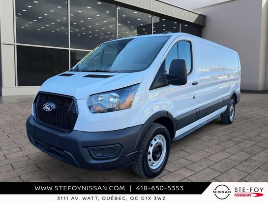 Ford Transit fourgon utilitaire T-250 PA toit bas 130 po PNBV de 9 070 lb 2026 Blanc